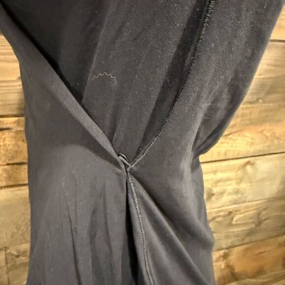 Lululemon Long Sleeve Shirt​ - Picture 4 of 7